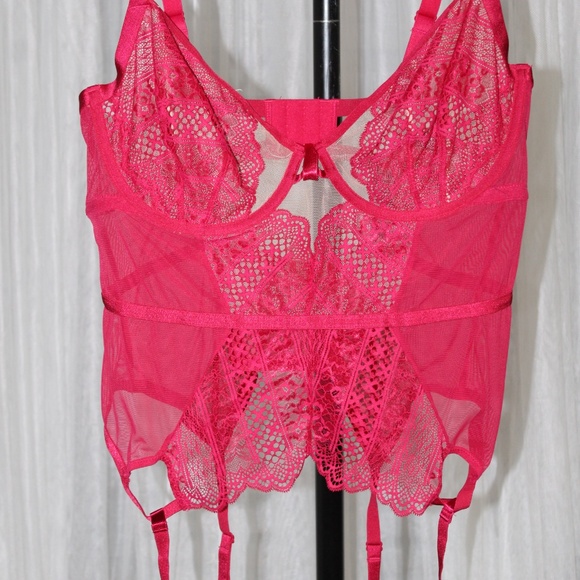 Adore Me. Hot Pink Lace Bustier Corset with Garters. Sz. 1XL - Picture 3 of 8